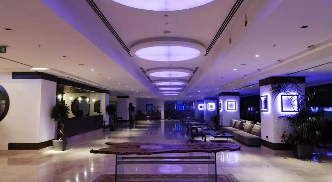 MALPAS_SHABAVIZ (8).jpg